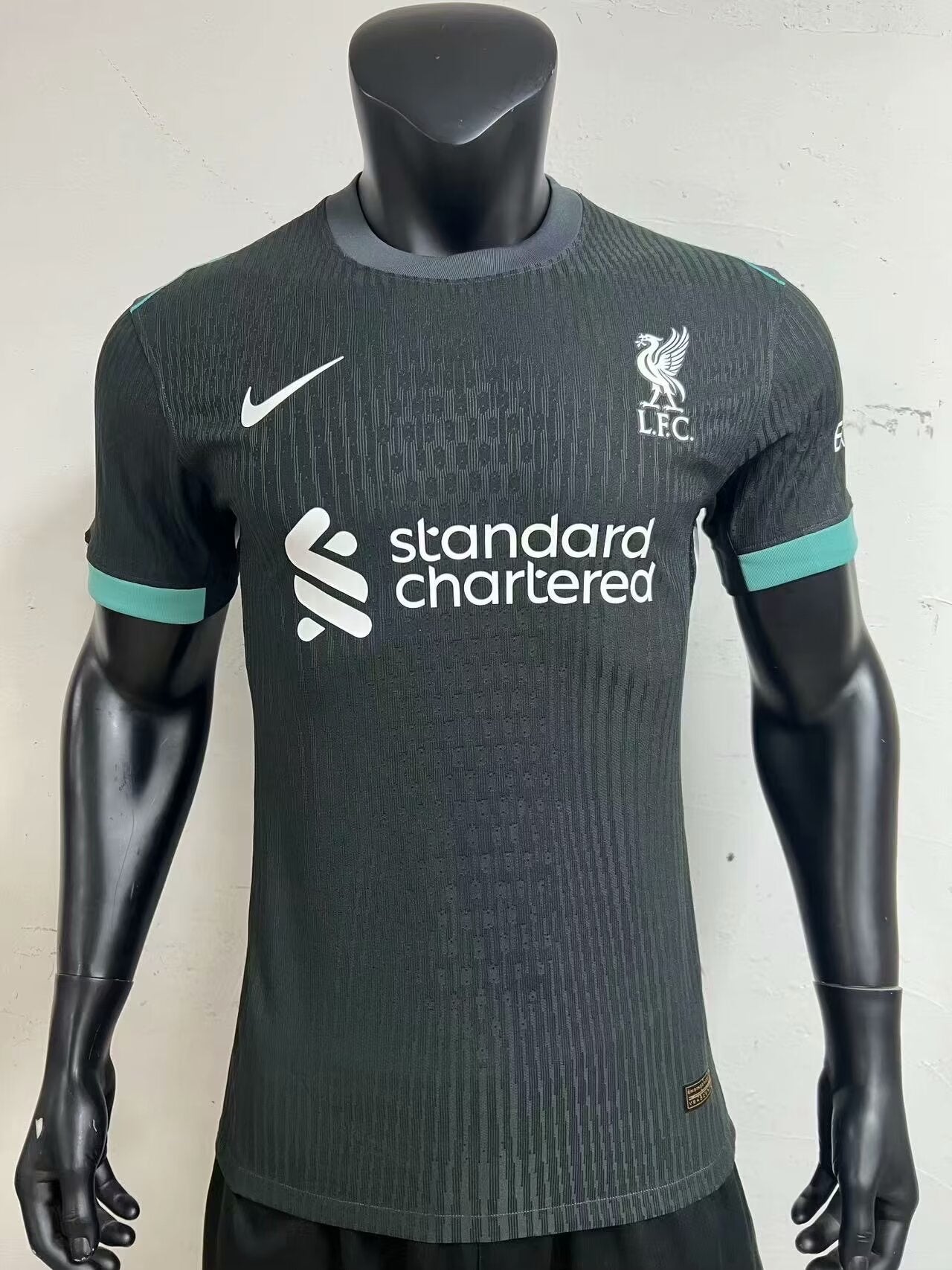 Liverpool Away Shirt 2024/25